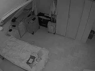 Camsoda Best Webcam of voyeurcam-julmodels-bed-7