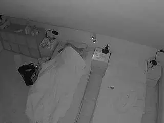 Camsoda Adult Webcams of voyeurcam-julmodels-bed-7