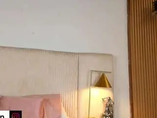 Camsoda Adult Webcam of susan-zc