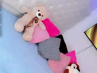 Camsoda Sex Cam of hottsalomee