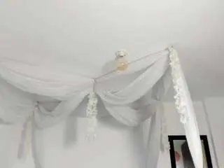 Camsoda Adult Webcams of isabell2424