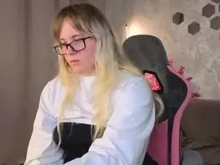 Camsoda Adult Video Chat of lia-cherry-may