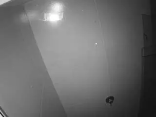 Camsoda Private Sex Chat of voyeurcam-casa-salsa-bathroom-10