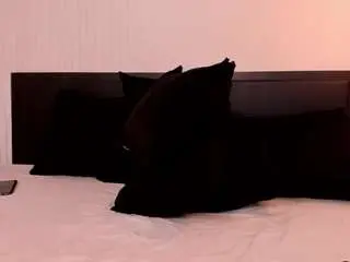 Camsoda Free Porn Cam of samanta-flower77