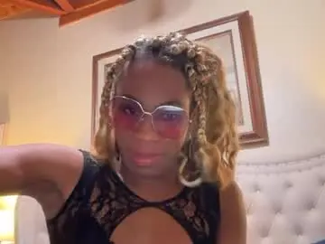Chaturbate Live Porn of tranybigcock