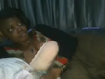 Chaturbate Sex Cam of cilia_petite