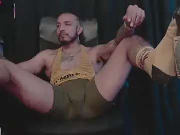 Chaturbate Free Live Porn of kenllyhot