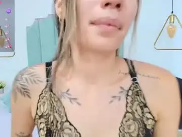 Chaturbate Live Sex Cam of kiimm_taylor