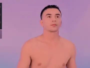 Chaturbate Nude Webcam of mike_aghels