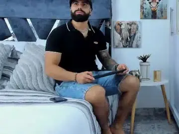 Chaturbate Live Sex Cam of zack_froone