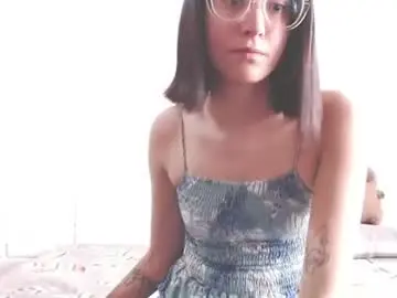 Chaturbate Live Sex Cam of crystalstonee1