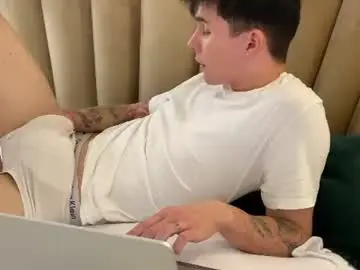 Chaturbate Live Porn of sky_hexx