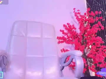 Chaturbate Live Sex Cam of hanna_evanns_