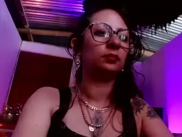 Chaturbate Adult Webcams of serena_xyz