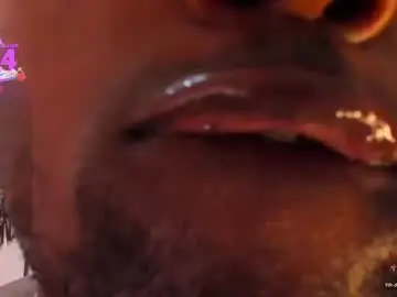 Chaturbate Free Porn Cam of mike_kilian1