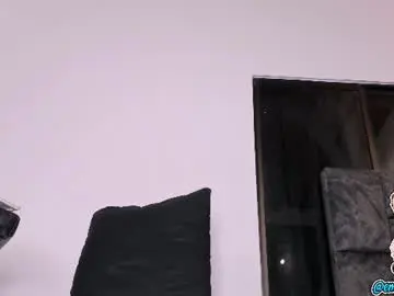 Chaturbate Sex Cam of kiryto_babyhot1