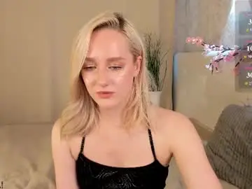 Chaturbate Sex Cam of chloedeccker