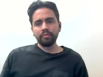 Chaturbate Sex Chat of alejo_shy