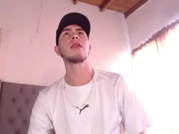 Chaturbate Live Sex of erik_rodriguez