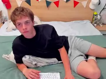 Chaturbate Live Sex Cam of lanny_fandi