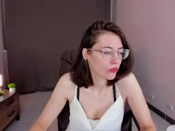 Chaturbate Live Sex Cam of milky_jenny