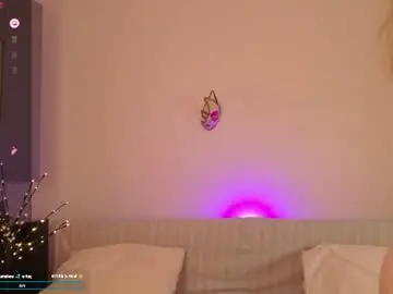 Chaturbate Free Live Porn of mira_sph