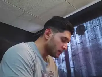 Chaturbate Watch Live Sex Cams of richard_milleer