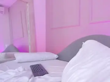 Chaturbate Live Porn of tatii_moon