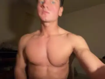 Chaturbate Live Sex Cam of elijahkinky24
