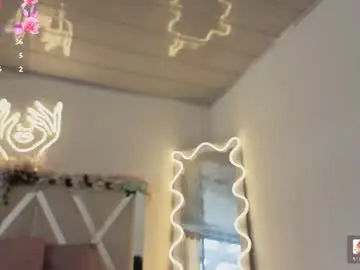 Chaturbate Watch Live Sex Cams of zury_tay