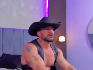 Chaturbate Free Live Porn of dennis_cox_