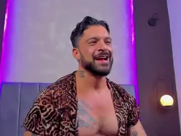 Chaturbate Free Porn Cam of dennis_cox_