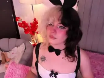 Chaturbate Adult Video Chat of hunter_moon26