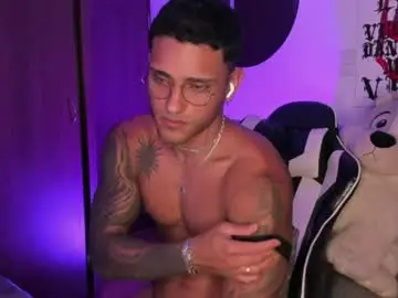 Chaturbate Sex Cam of alessandro_vanni