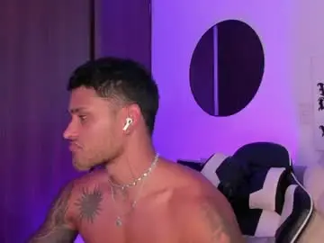Chaturbate Best live sex cam show of alessandro_vanni
