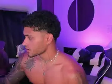 Chaturbate Live Porn of alessandro_vanni