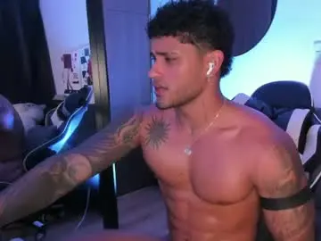 Chaturbate Live Sex Cam of alessandro_vanni