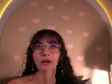 Chaturbate Nude Webcam of alicee_rodriguez