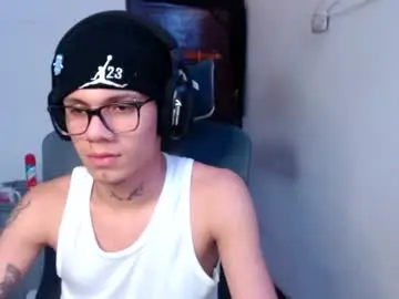 Chaturbate Private Sex Chat of andy_dan1