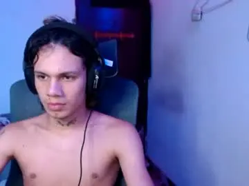 Chaturbate Sex Cam of andy_dan1