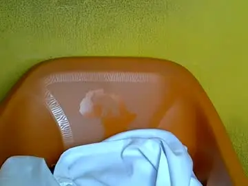 Chaturbate Free Porn Cam of creamyposh1