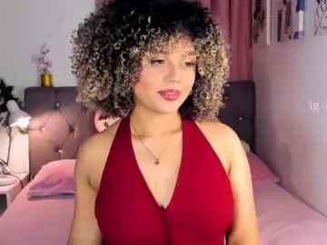 Chaturbate Adult Webcams of ebony_curly2