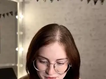 Chaturbate Live Sex Cam of eleniswackhammer