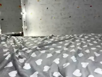 Chaturbate Live Sex Cam of eleniswackhammer