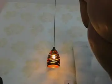 Chaturbate Live Sex Cam of joliebenson1