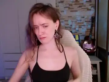 Chaturbate Live Sex Cam of dalia_peachy