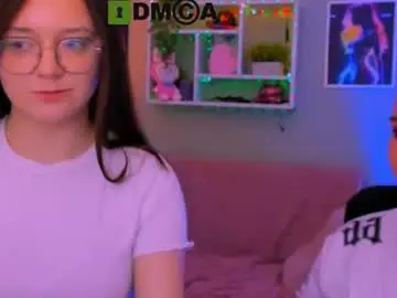 Chaturbate Watch Live Sex Cams of nymiraaa