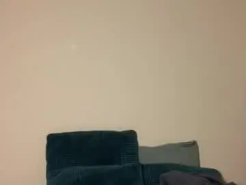 Chaturbate Sex Chat of yngdesire1