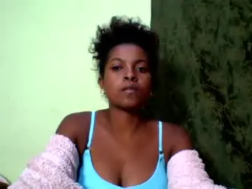 Chaturbate Live Sex Cam of mariezzh