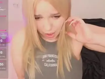 Chaturbate Live Porn of amazongirls